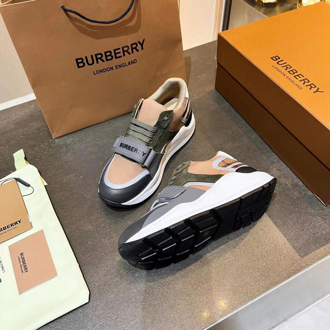 UA Burberry Sneakers