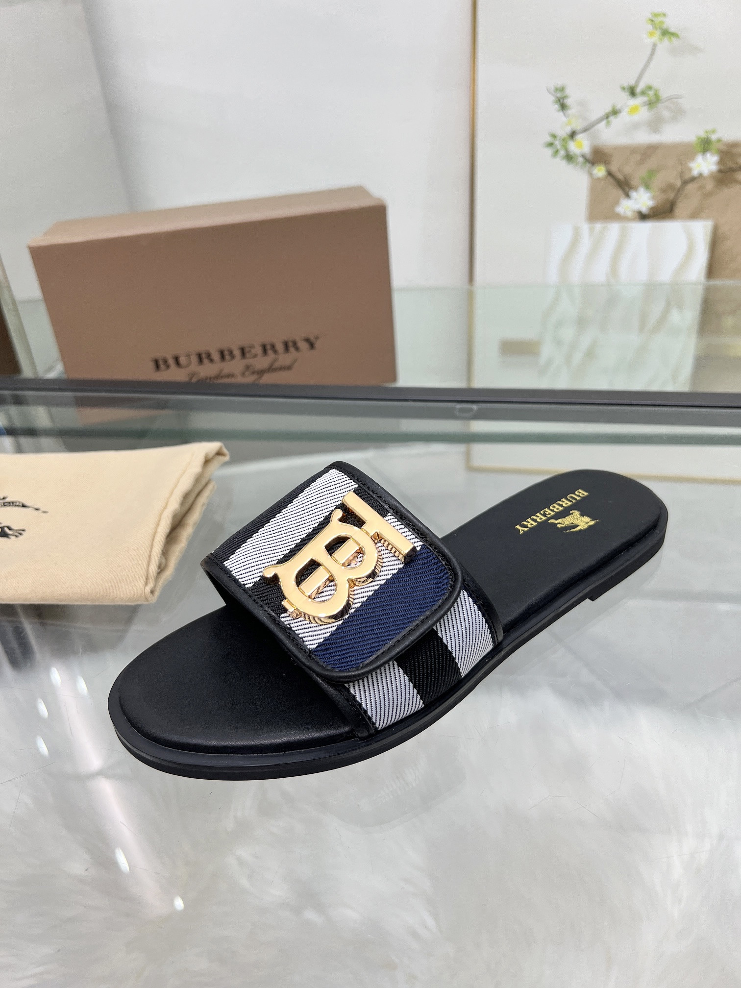 UA Burberry Slides