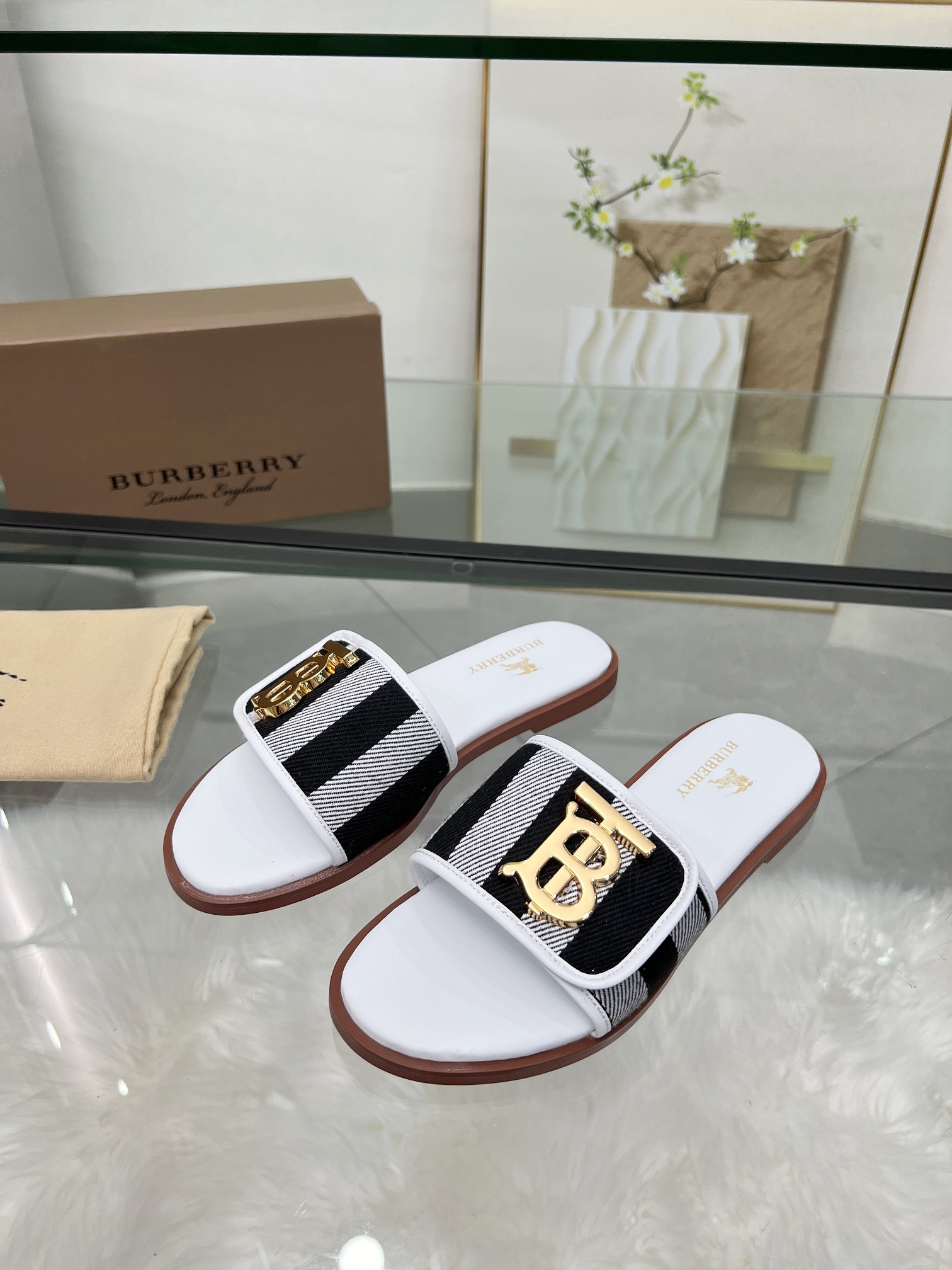 UA Burberry Slides