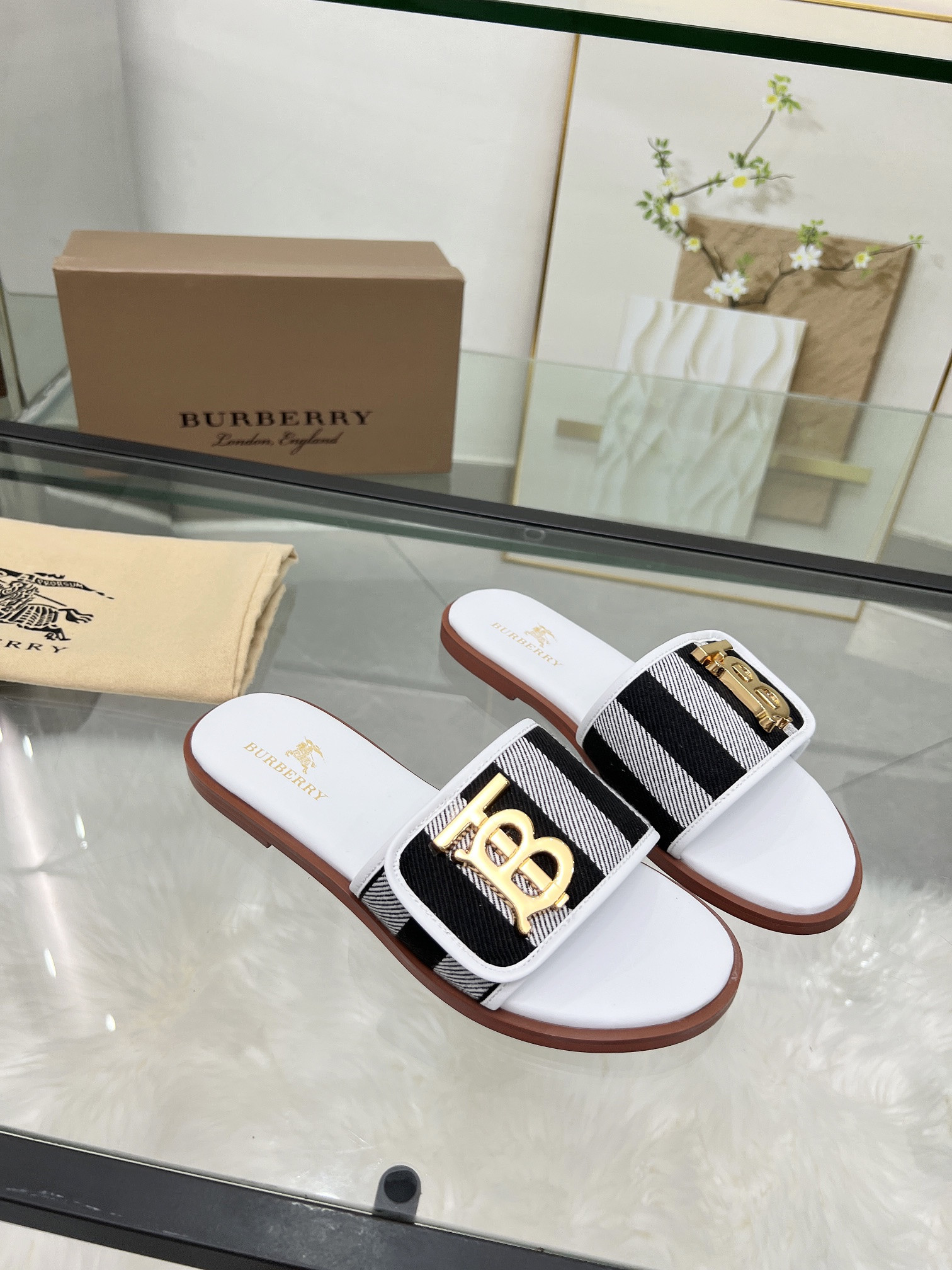 UA Burberry Slides