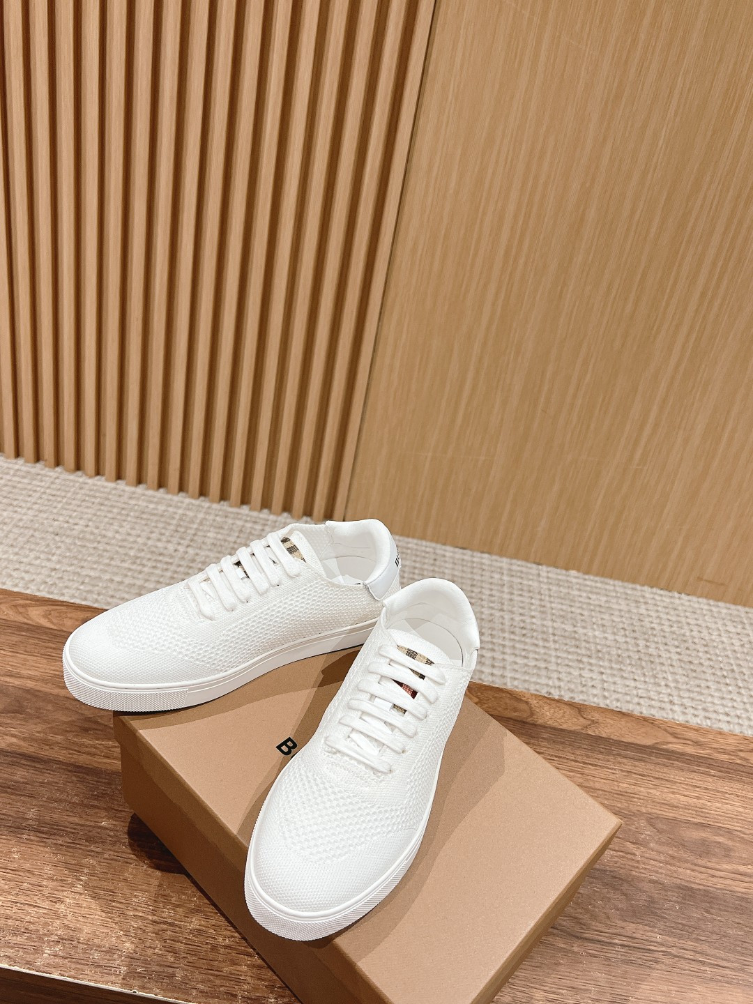 UA Burberry Sneakers