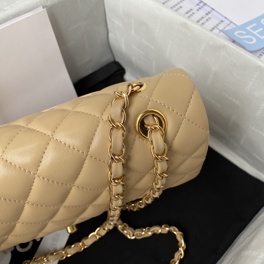 Chanel Classic Flap Bag 15.5×25.5×6.5cm