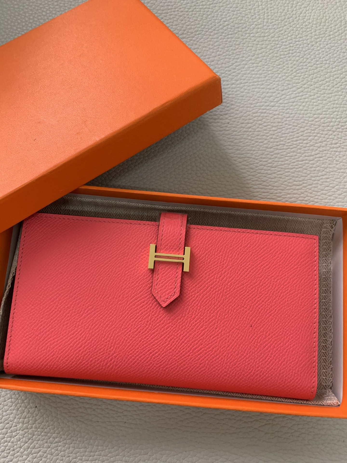 Hermès Long Wallet 17.5x9.5CM