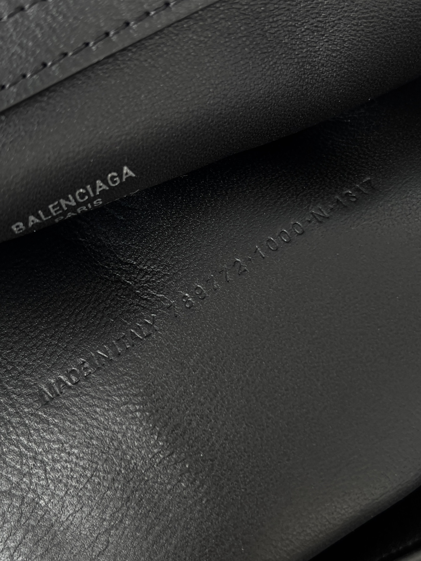 Balenciaga Rodeo Medium 35x23.3x10.9cm