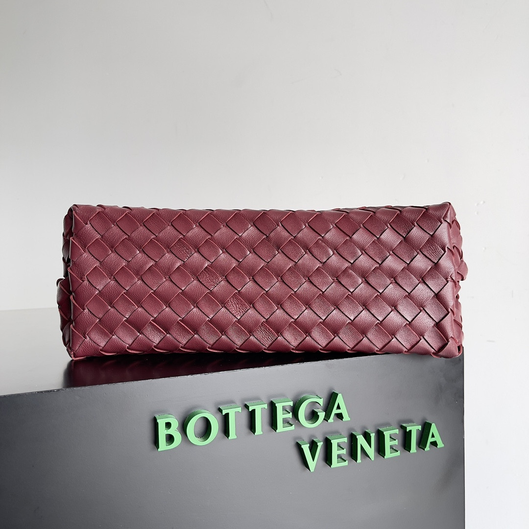 Bottega Veneta Medium Andiamo 32x25x11CM