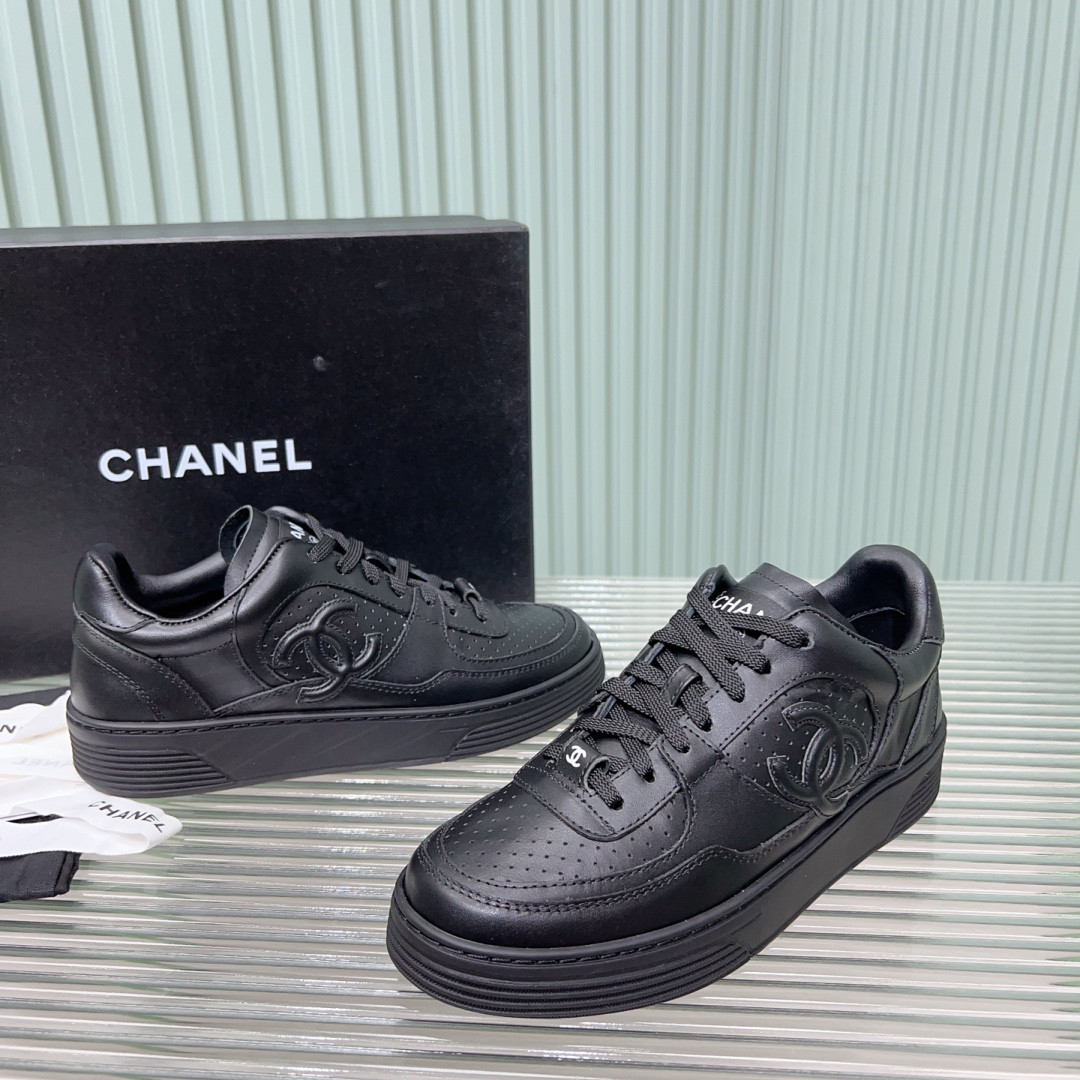 UA CHANEL SNEAKER