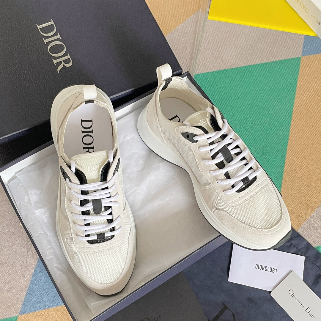 UA Dior B25 Runner Sneaker