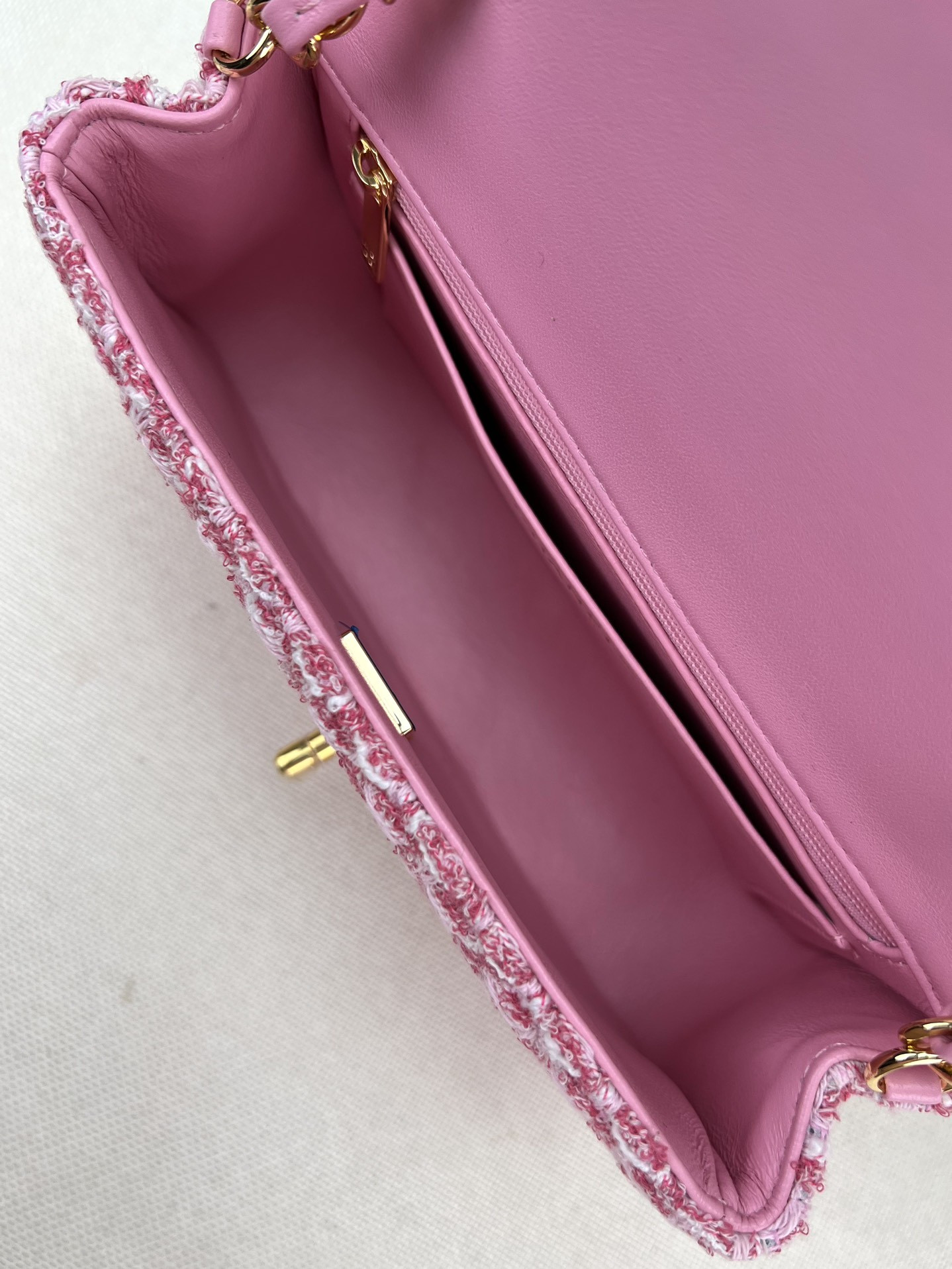 Chanel Classic Flap Bag 20cm