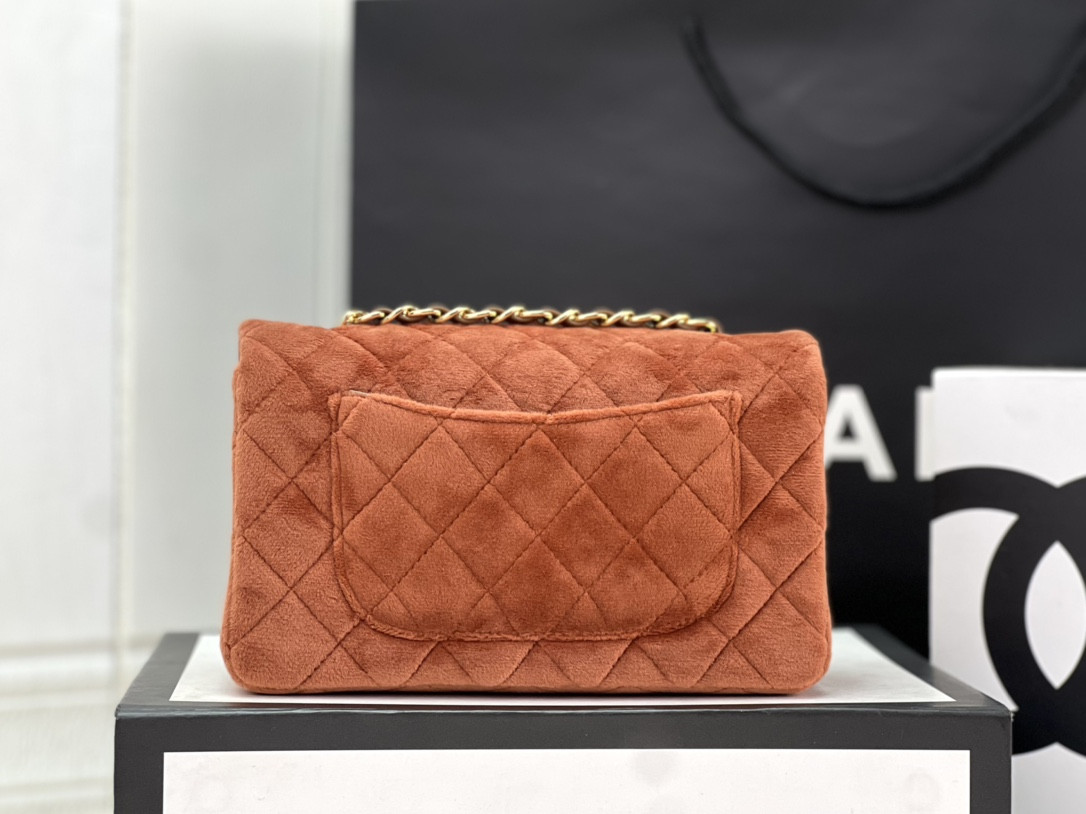 Chanel Classic Flap Bag 20cm