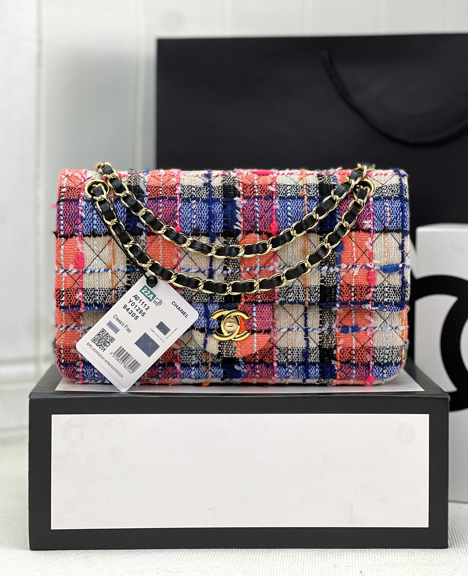 Chanel Classic Flap Bag 25cm