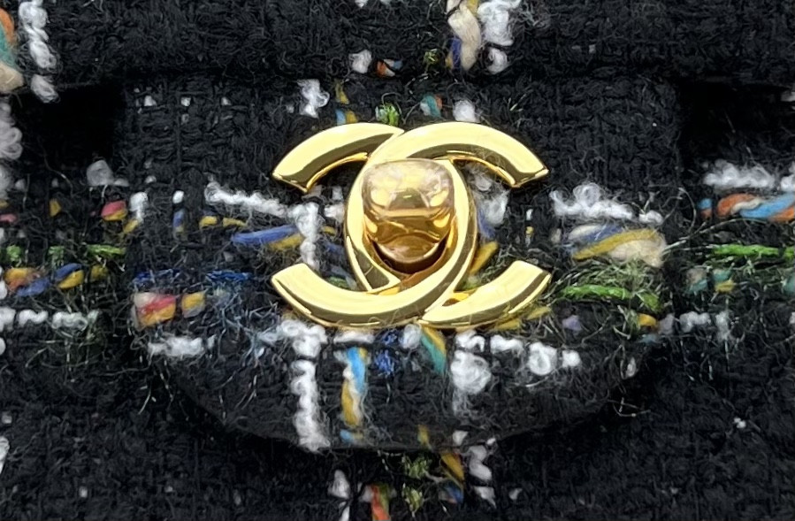 Chanel Classic Flap Bag 20cm