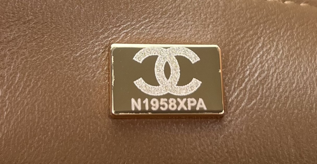 Chanel Classic Flap Bag 20cm