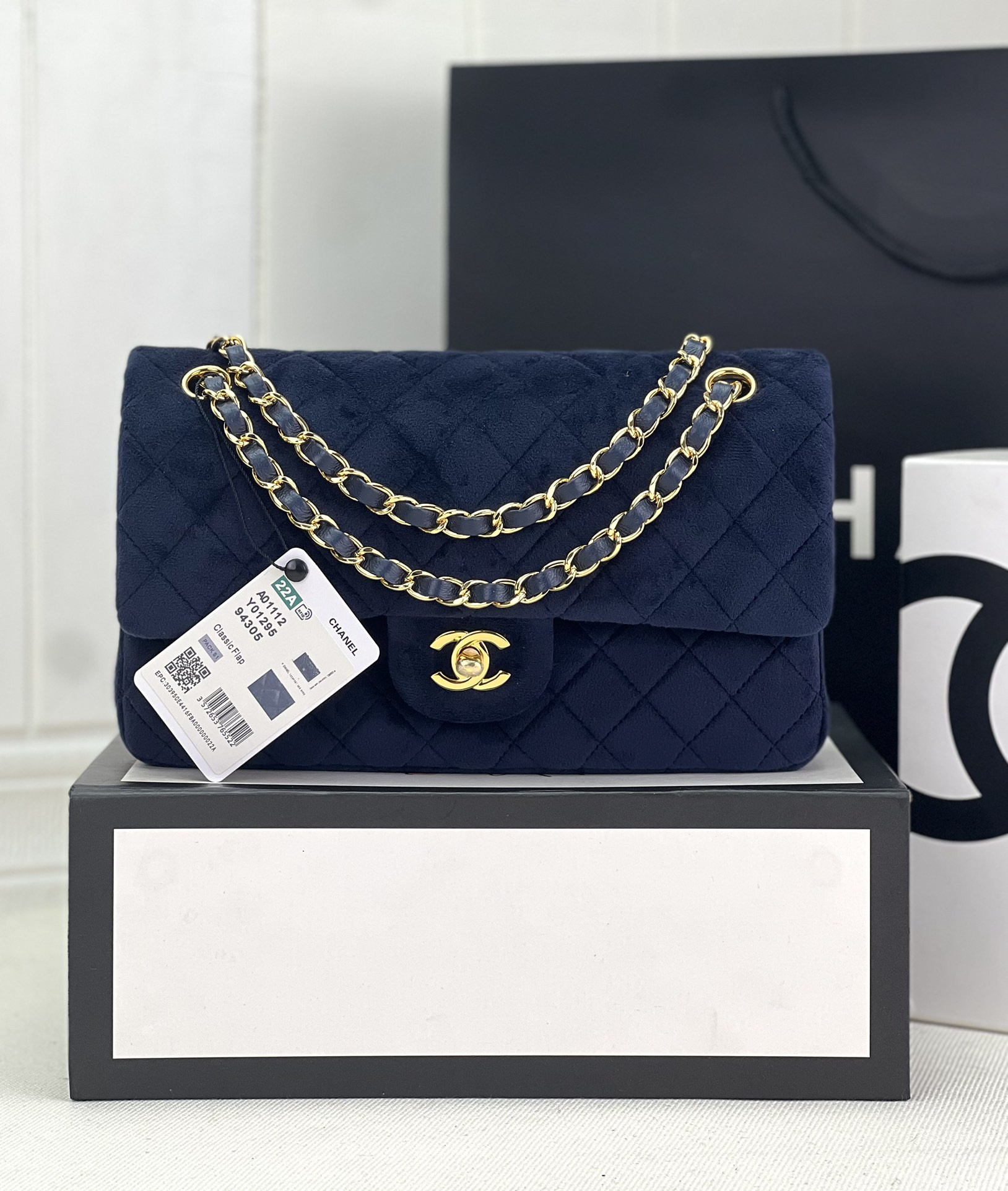Chanel Classic Flap Bag 25cm