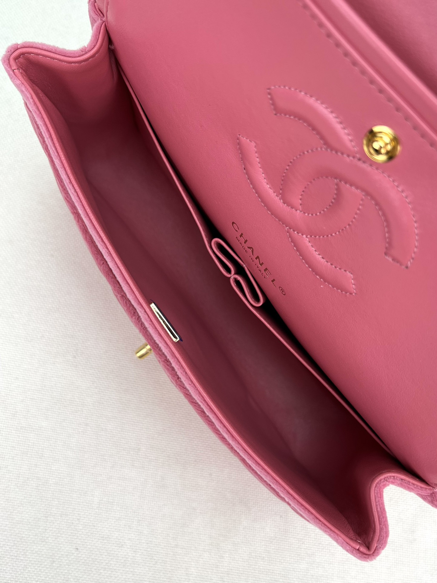 Chanel Classic Flap Bag 25cm