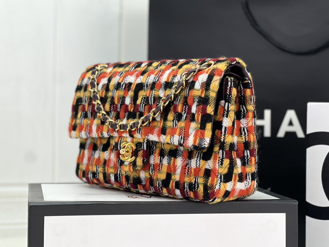 Chanel Classic Flap Bag 25cm