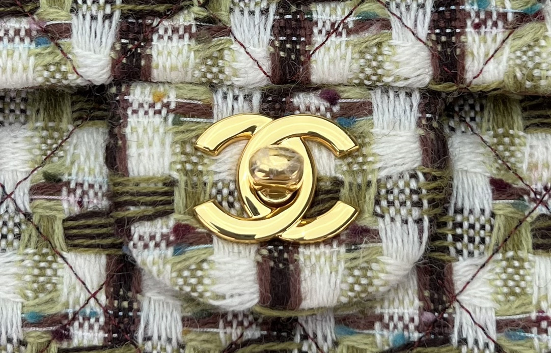 Chanel Classic Flap Bag 25cm