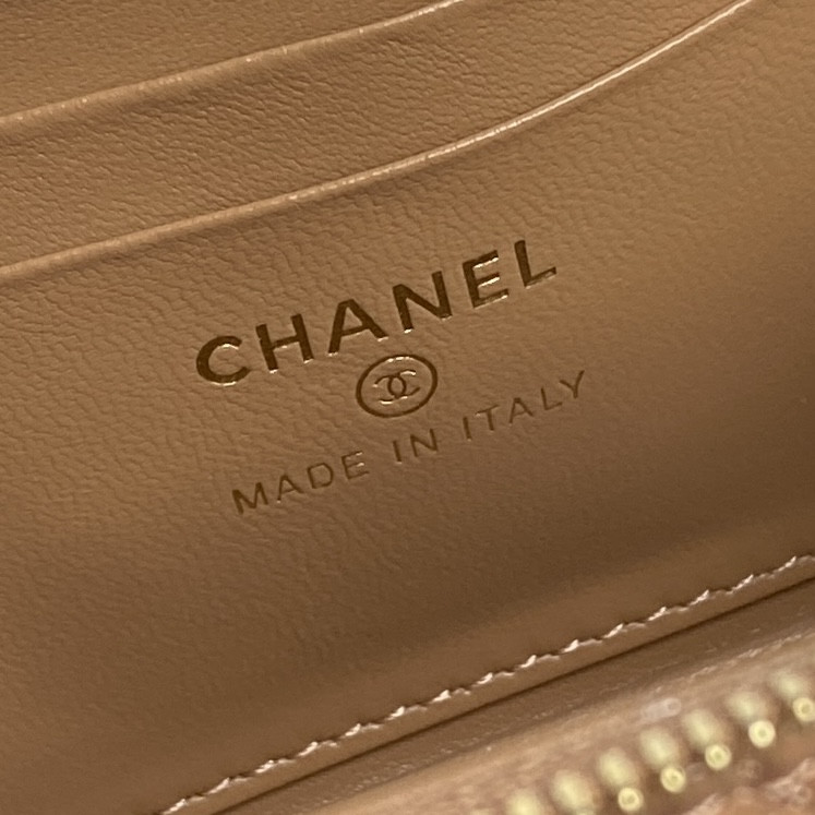 Chanel Clutch With Chain 9.5x 17x 8CM