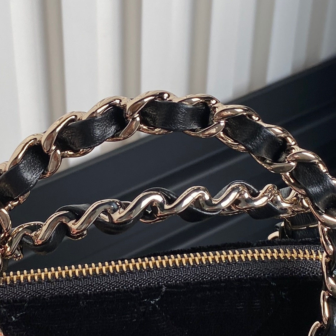 Chanel Small Shopping Bag 15x20x6CM