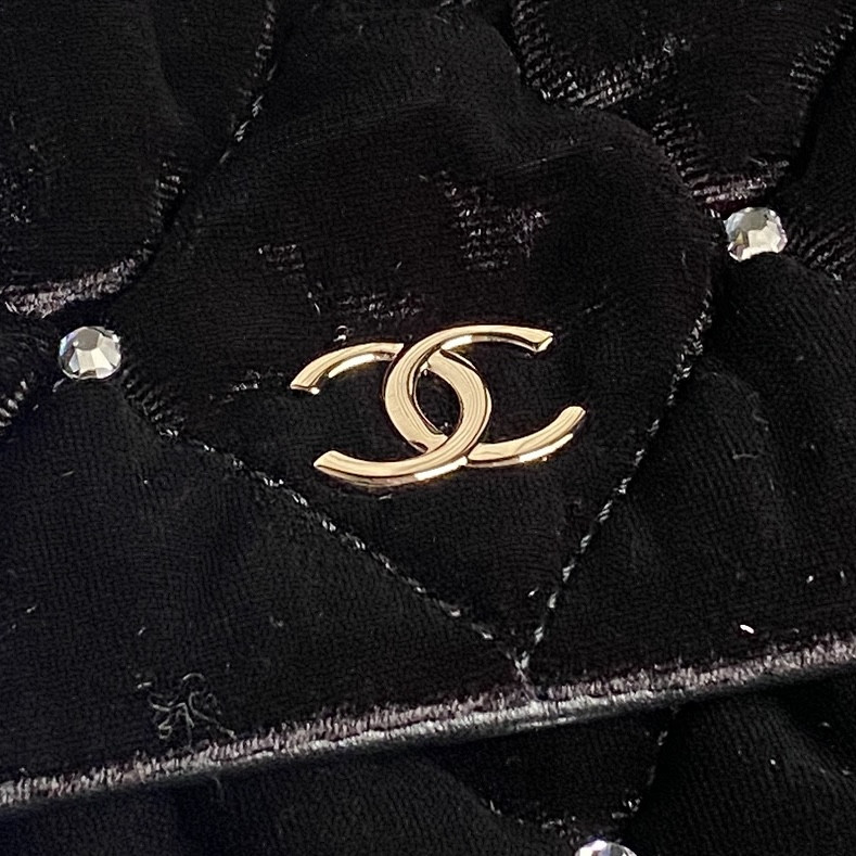 Chanel Clutch with Chain 13×23×5cm