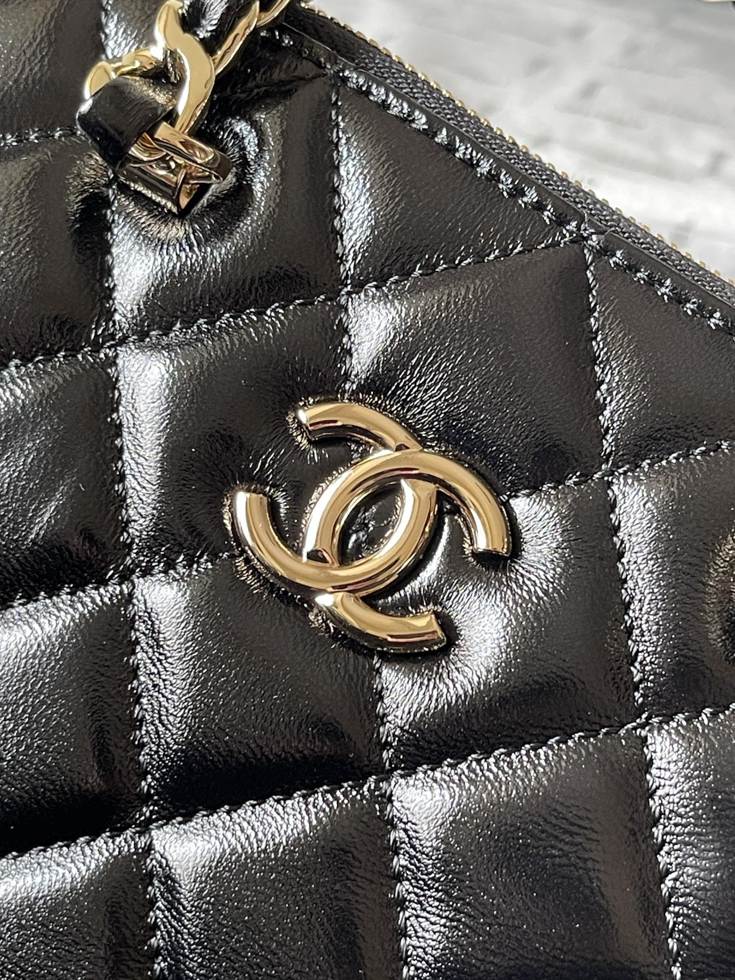 Chanel Small Shopping Bag 15x20x6CM