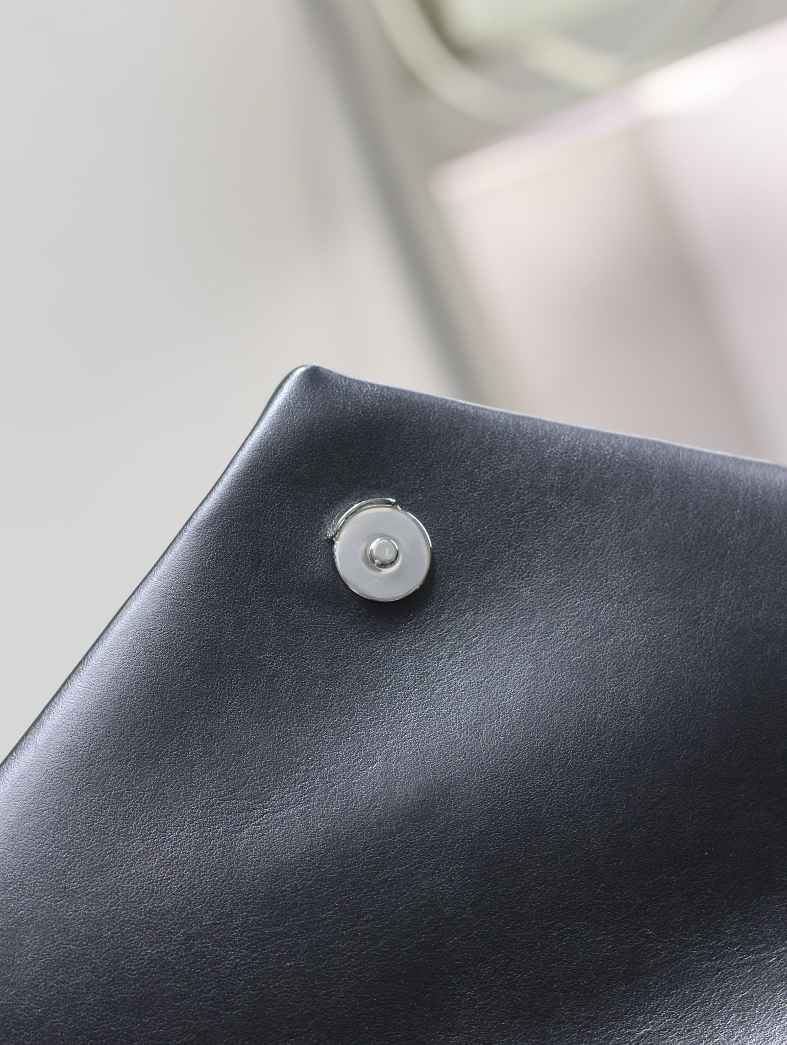 YSL LouLou 36×27×14cm