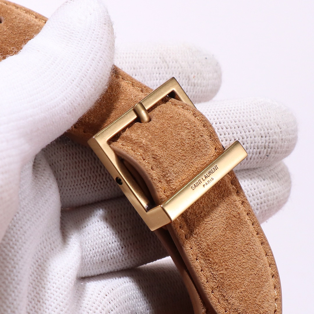 YSL LE 5 À 7 23x22x8cm