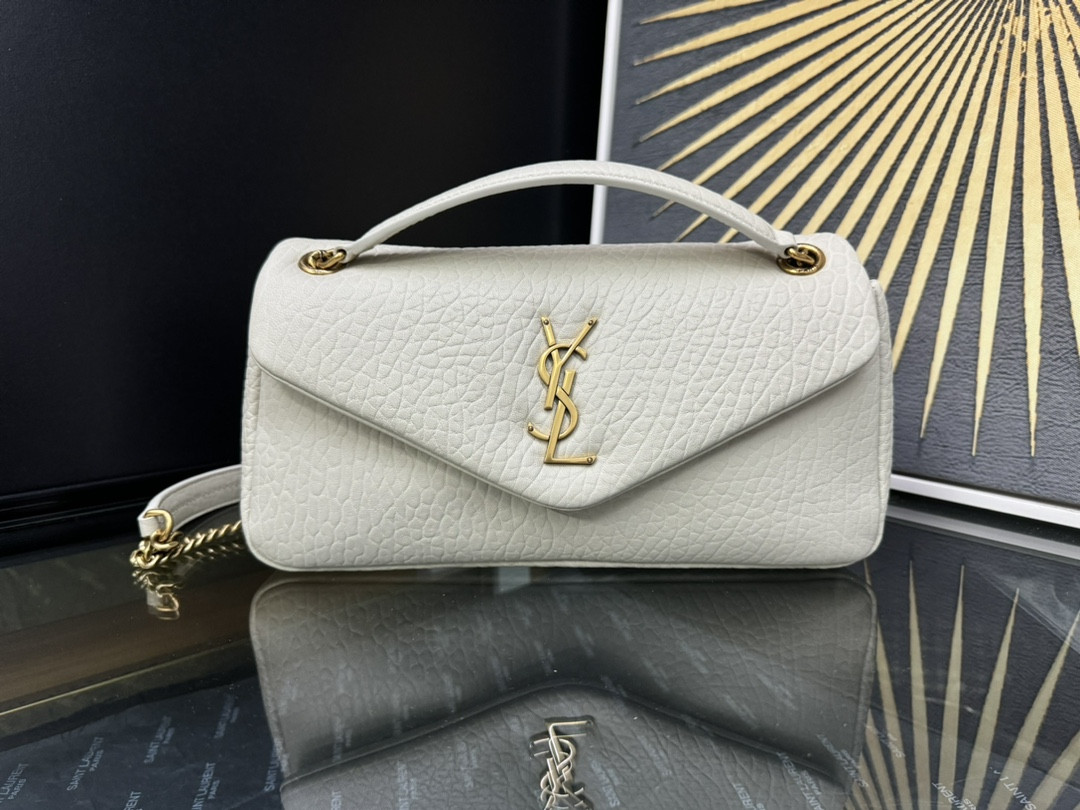 YSL Calypso small in plunged lambskin 26x14x7cm