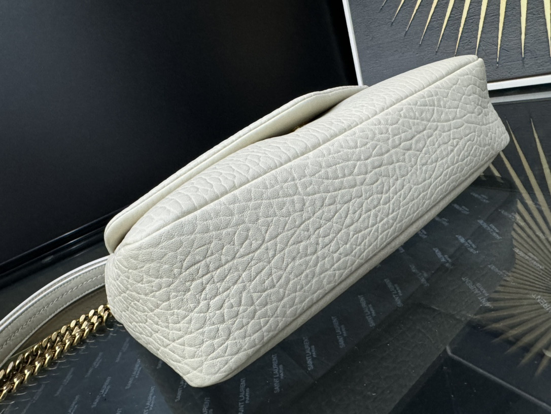 YSL Calypso small in plunged lambskin 26x14x7cm