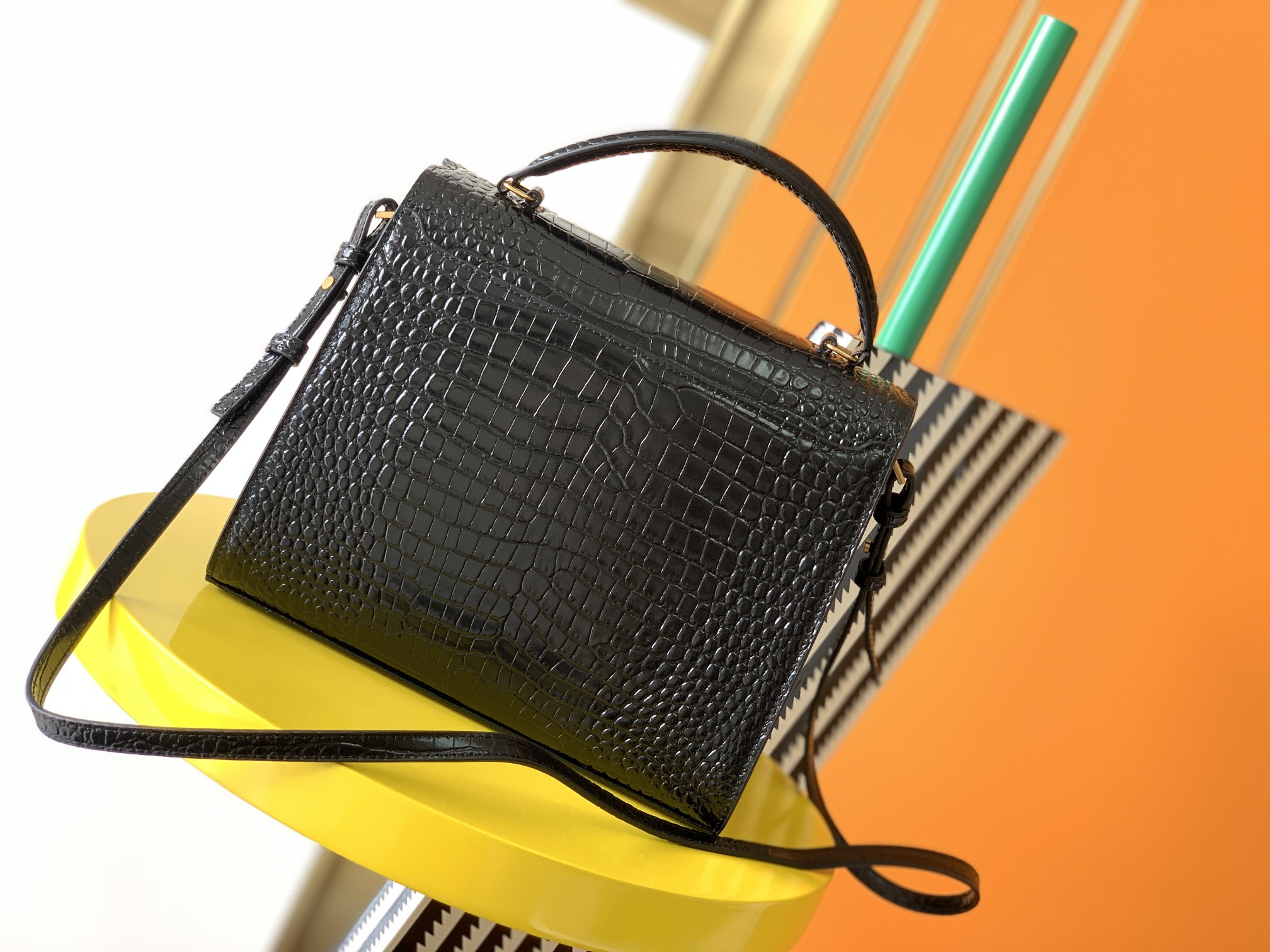 YSL CASSANDRA 24.5x20x11.5cm