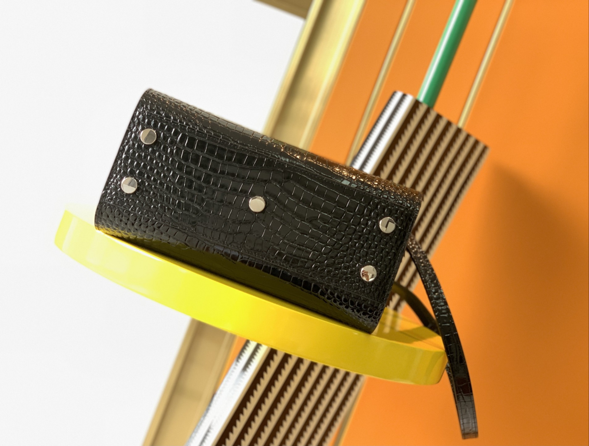 YSL SAC DE JOUR IN CROCODILE EMBOSSED LEATHER - NANO 22x18x10.5cm