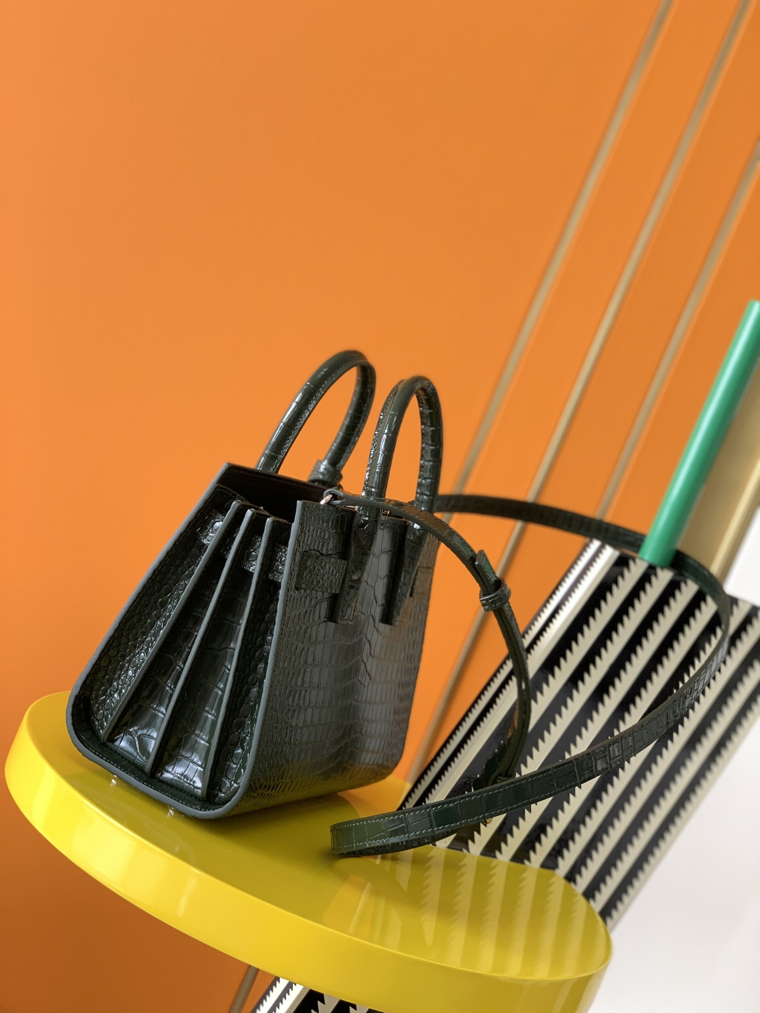 YSL SAC DE JOUR IN CROCODILE EMBOSSED LEATHER - NANO 22x18x10.5cm