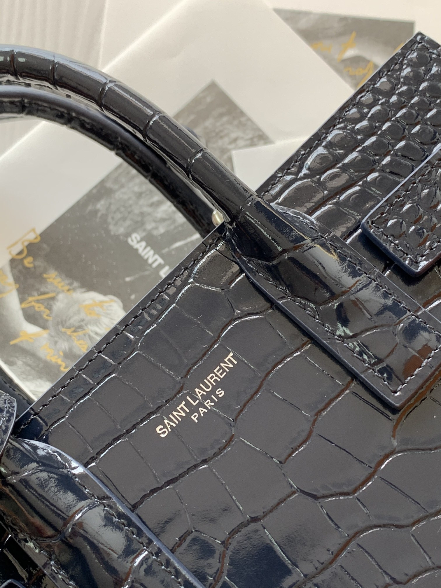 YSL SAC DE JOUR IN CROCODILE EMBOSSED LEATHER - NANO 22x18x10.5cm