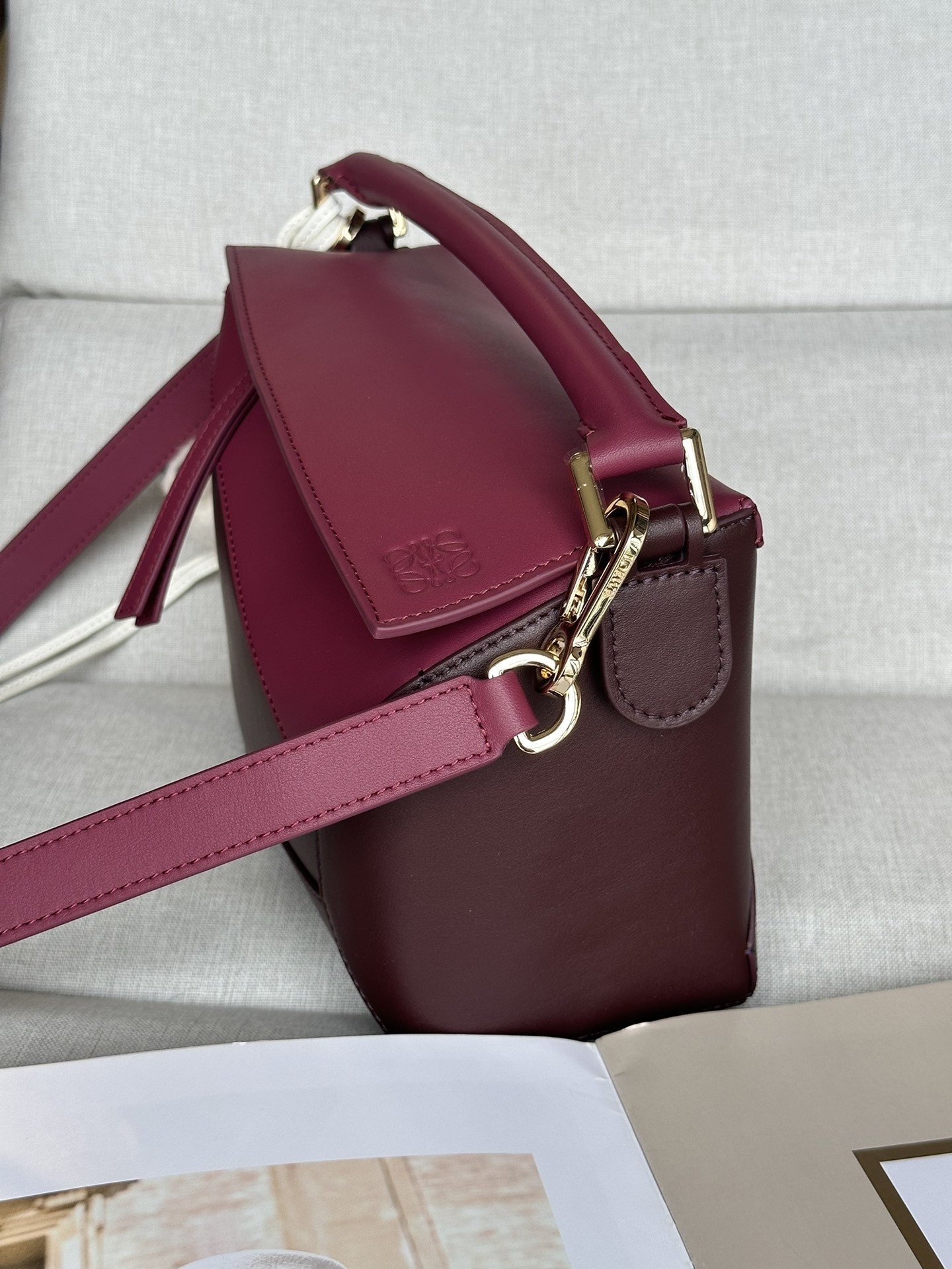 LOEWE Small Puzzle bag in classic calfskin 24x10.5x16.5cm