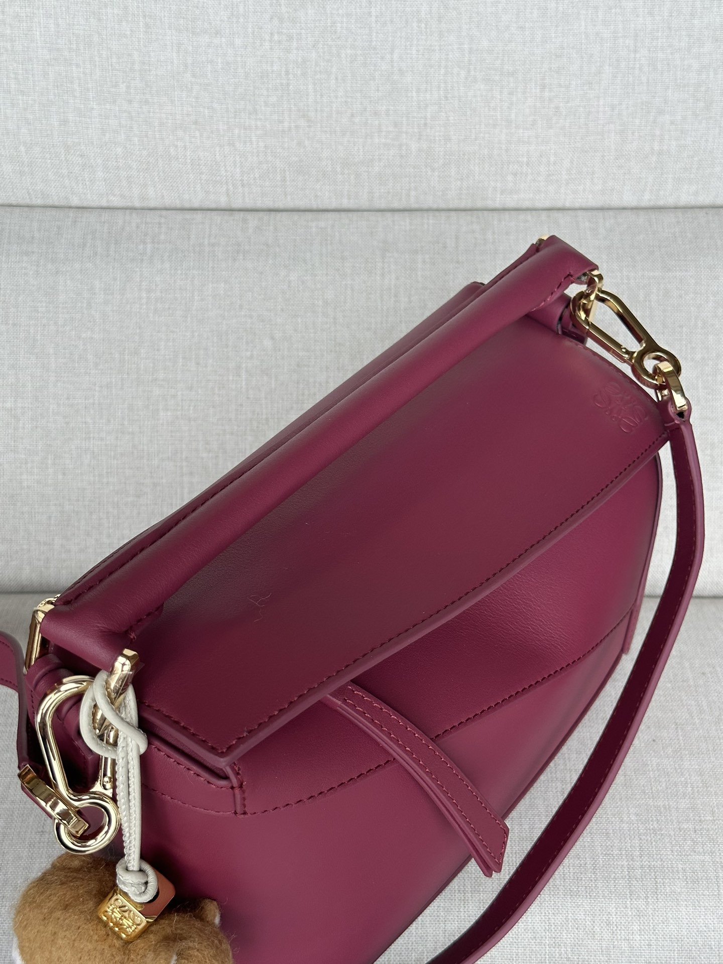 LOEWE Small Puzzle bag in classic calfskin 24x10.5x16.5cm