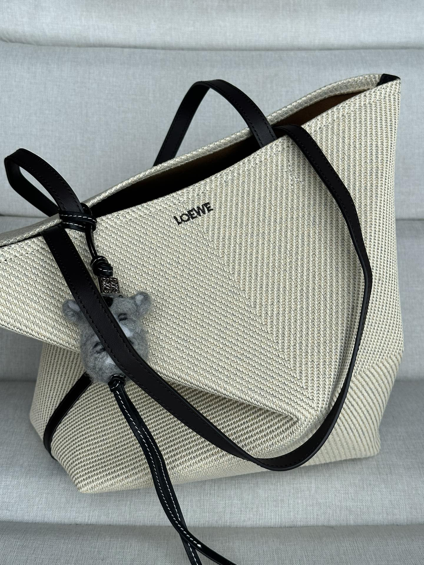 LOEWE Puzzle Fold tote 21x5.5x31cm