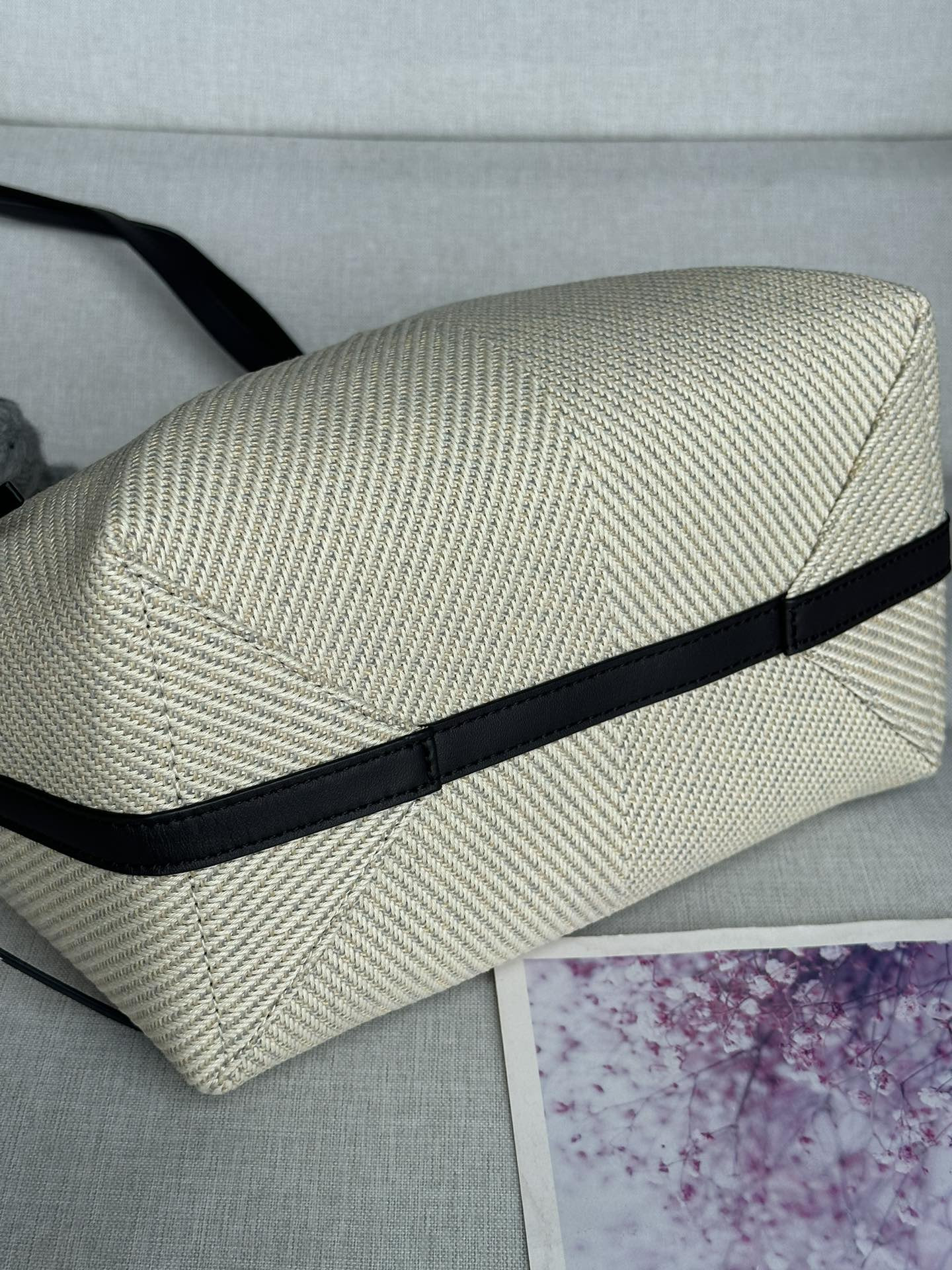 LOEWE Puzzle Fold tote 21x5.5x31cm