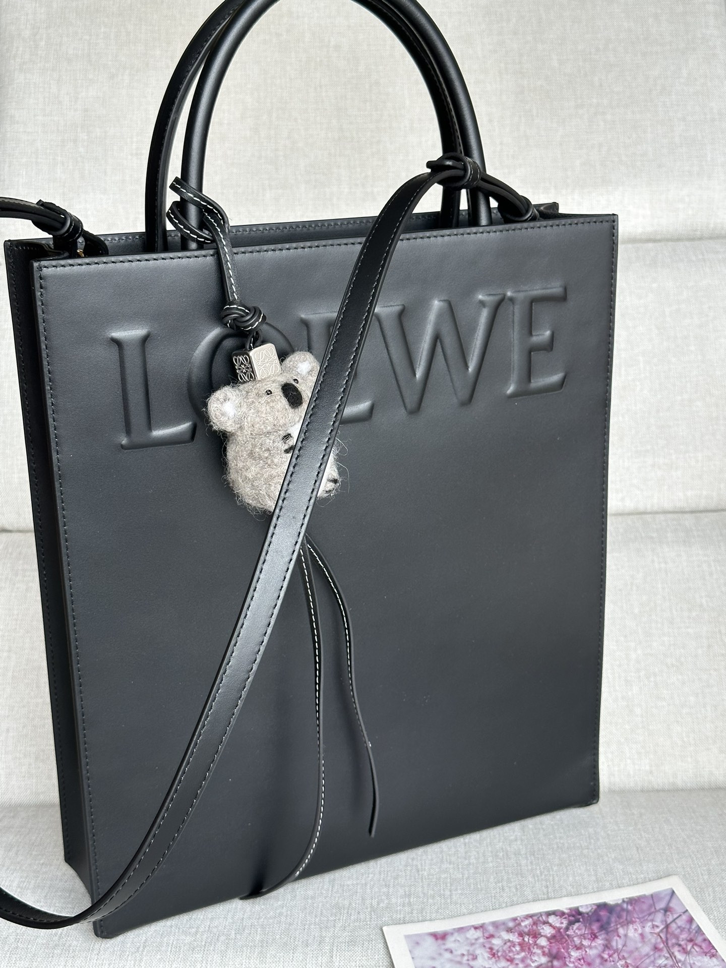 LOEWE Standard A4 Tote 28x7.5x36cm