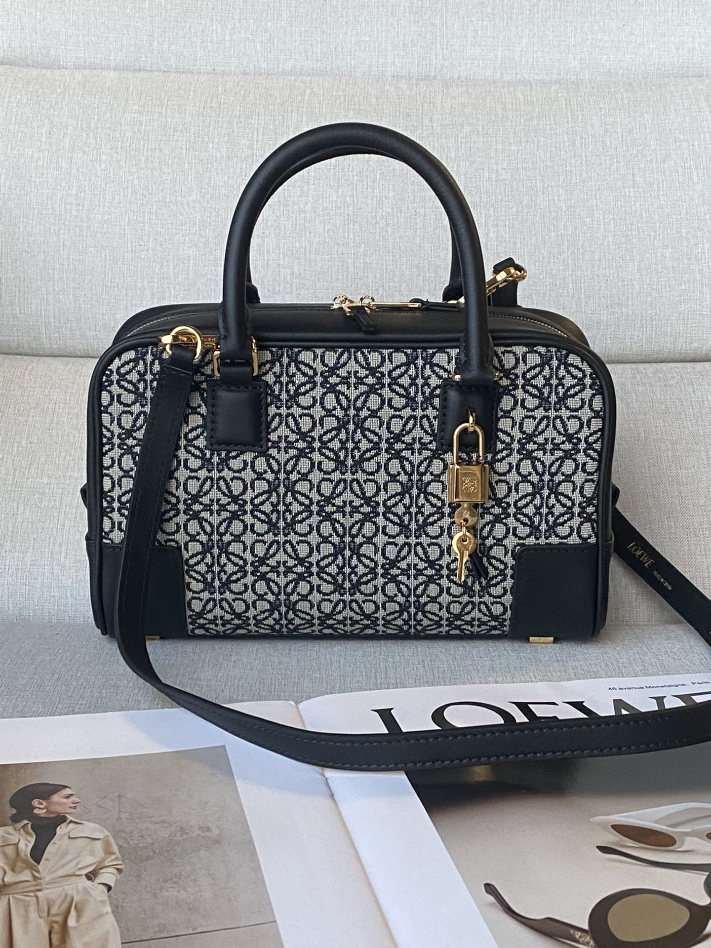 LOEWE Amazona 23x15x19cm