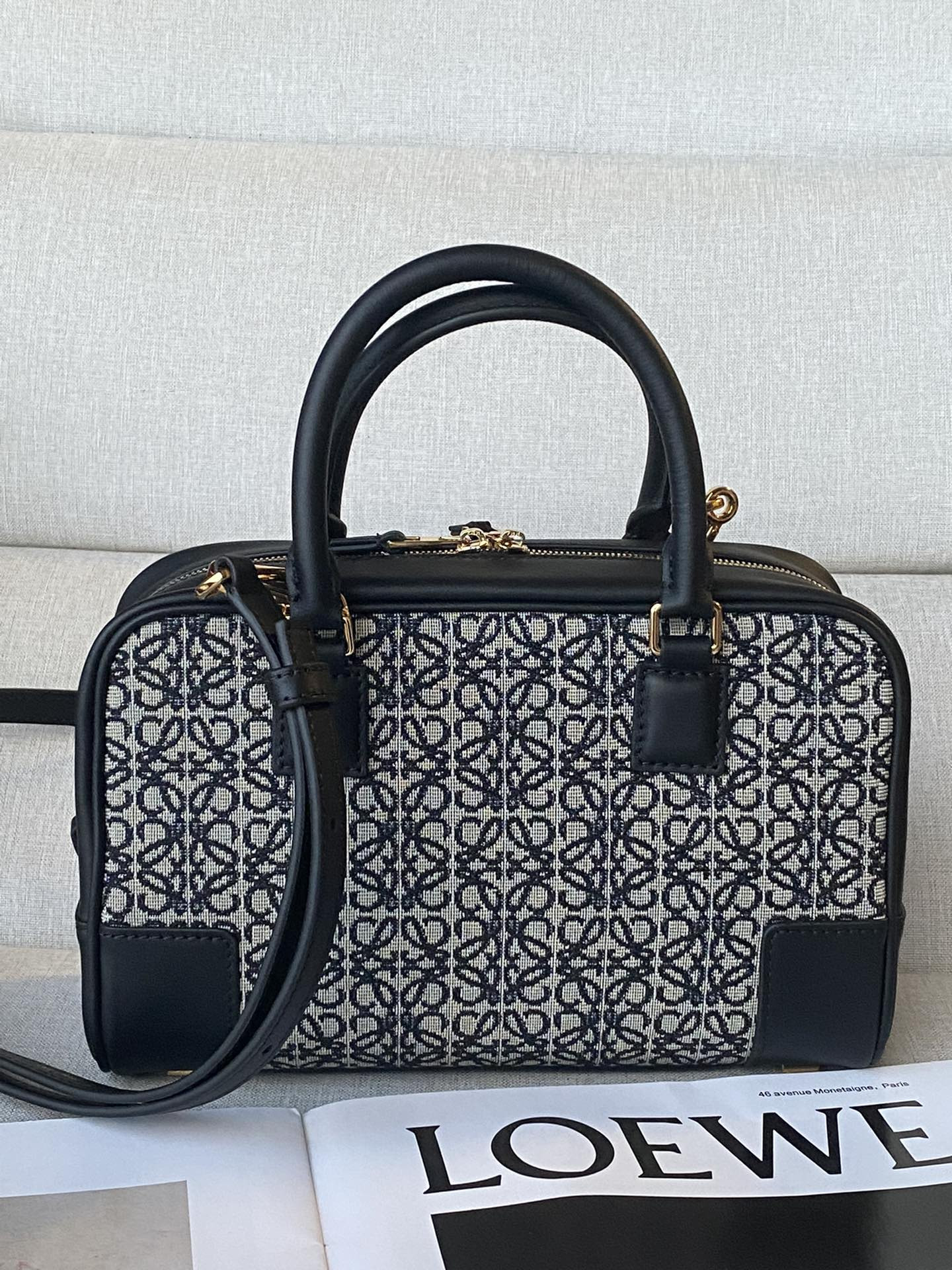 LOEWE Amazona 23x15x19cm