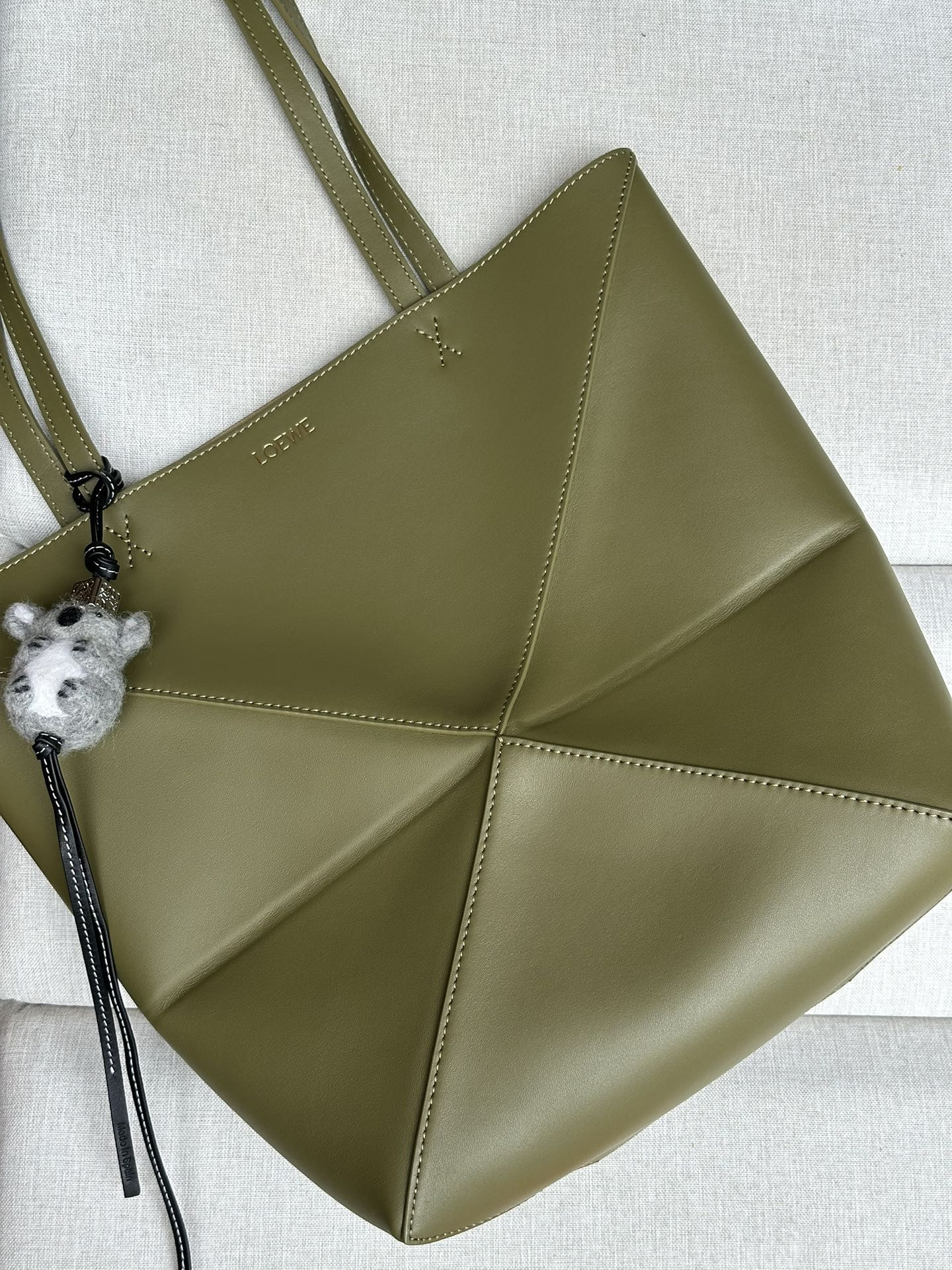 LOEWE Medium Puzzle Fold tote in shiny calfskin 25.5x14.5x31.5cm