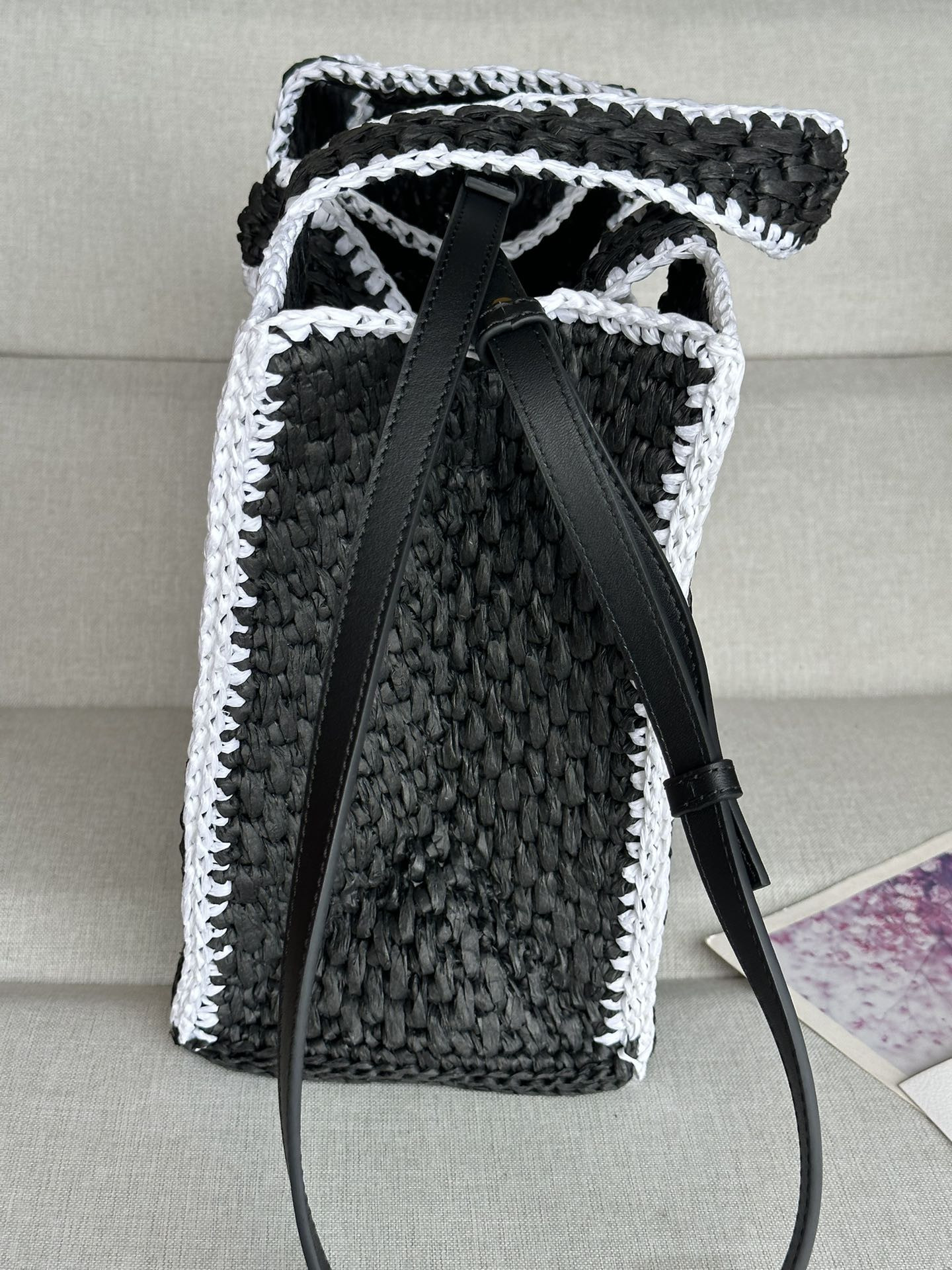 LOEWE Font Tote 30x25.5x15cm