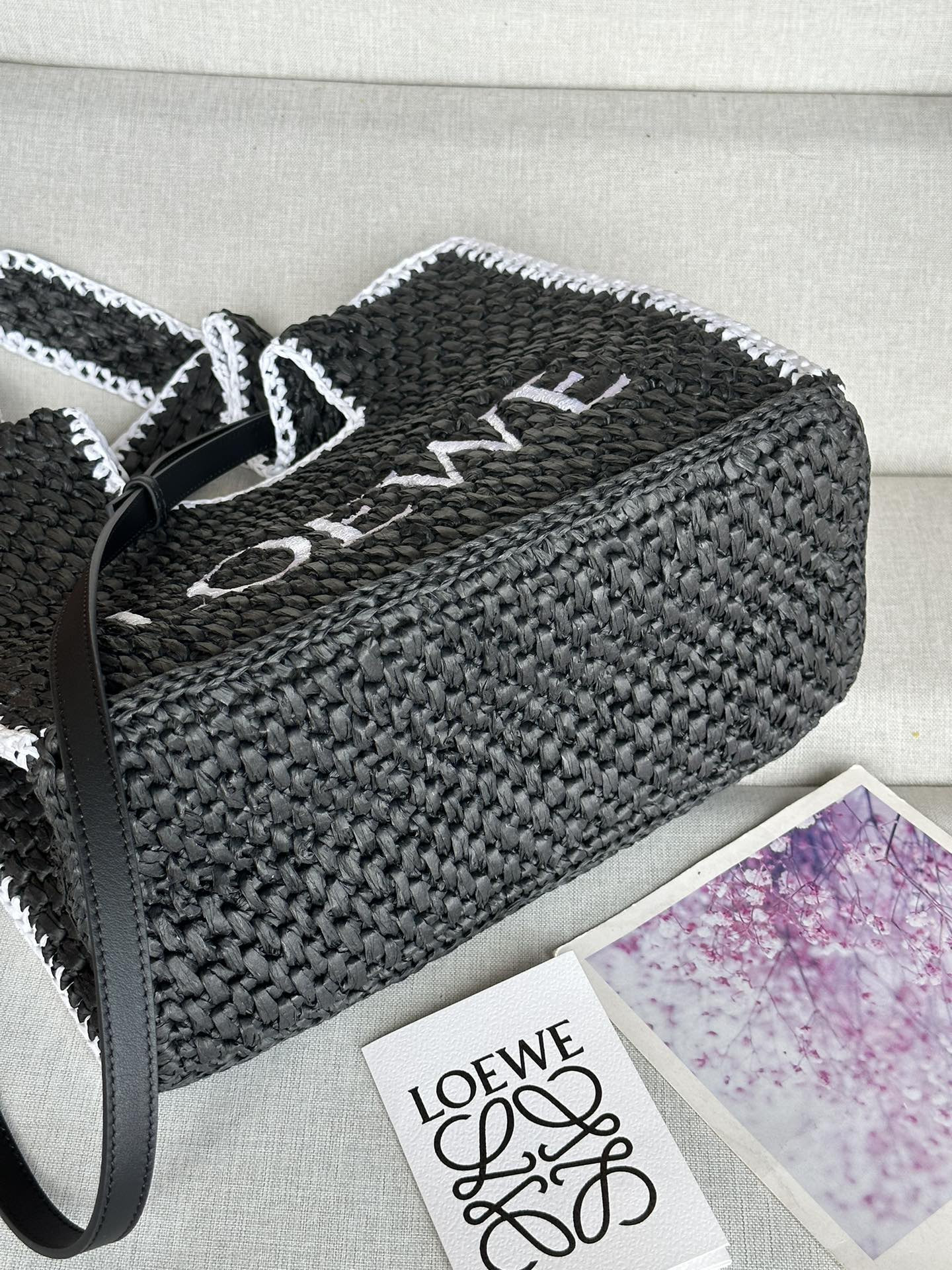 LOEWE Font Tote 30x25.5x15cm