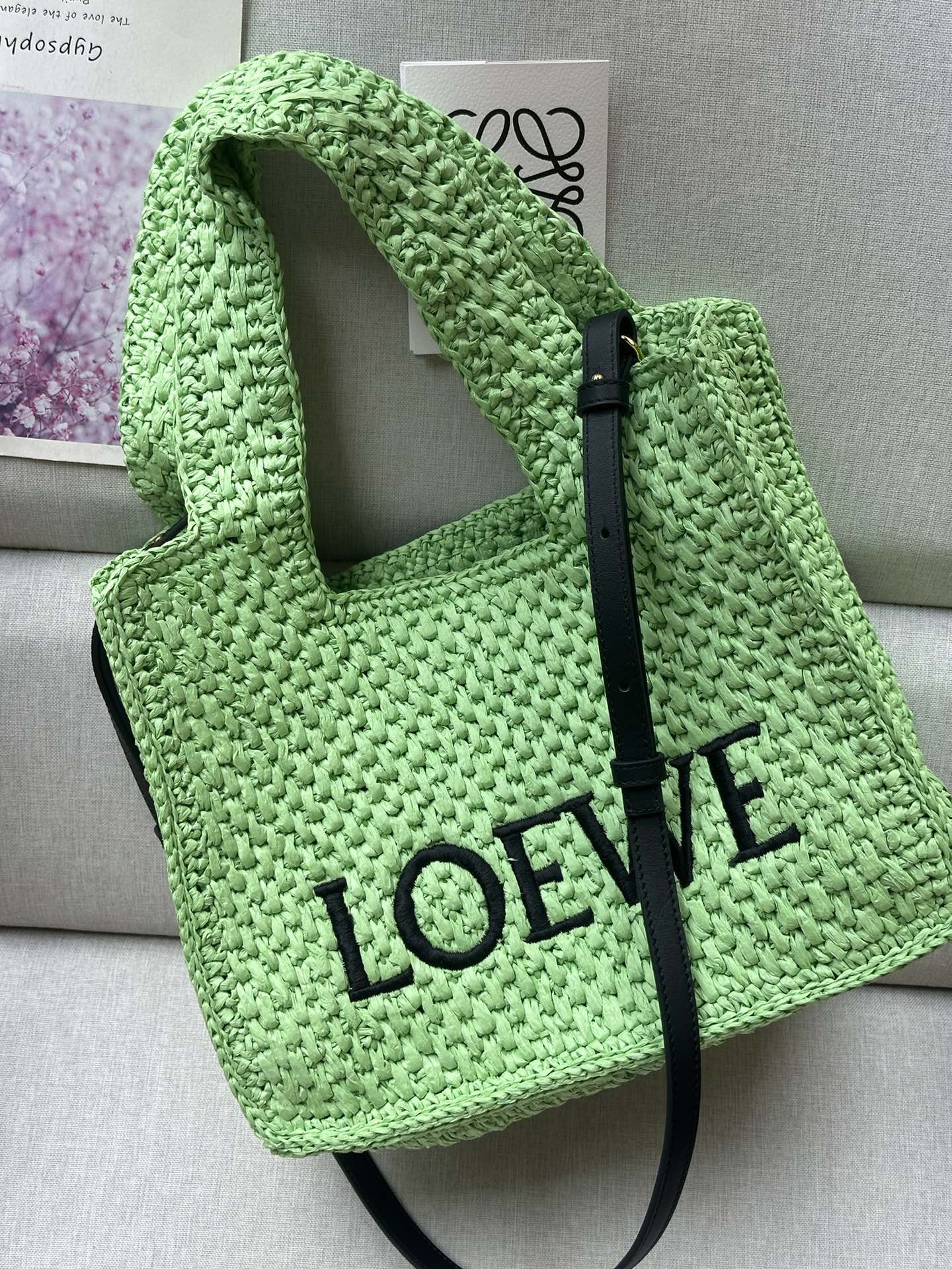 LOEWE Font Tote 30x25.5x15cm