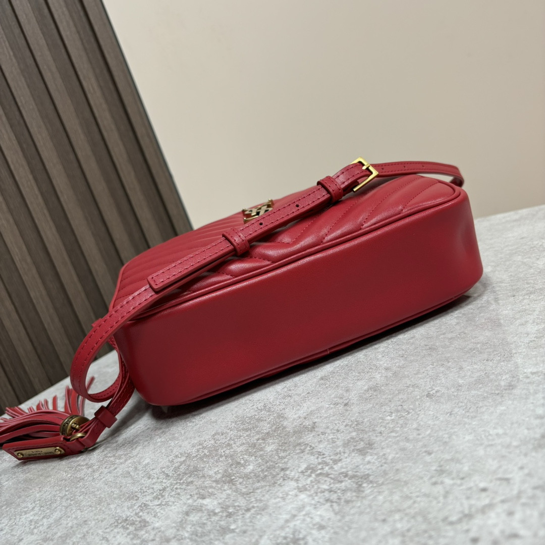 YSL LOU camera bag in quilted leather 23x16x6cm