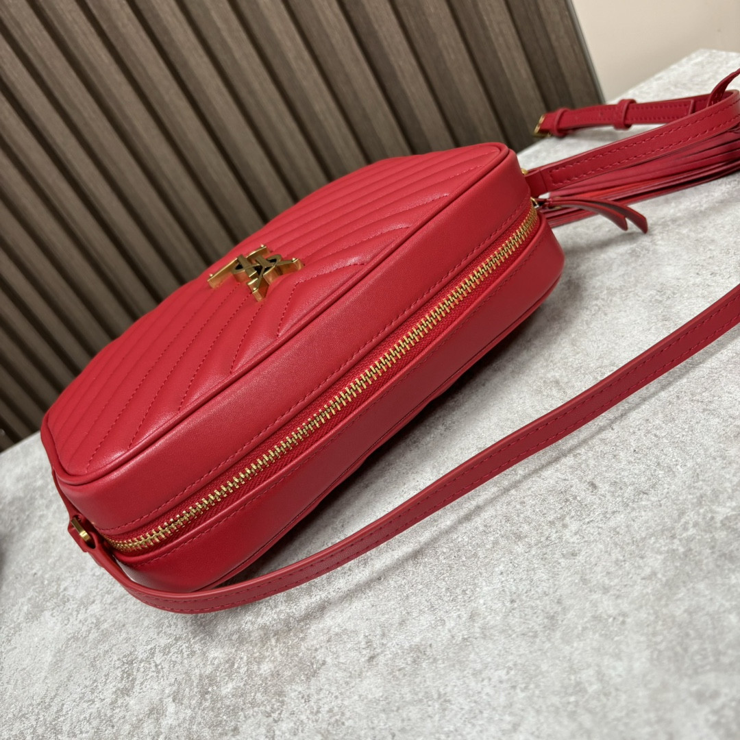 YSL LOU camera bag in quilted leather 23x16x6cm