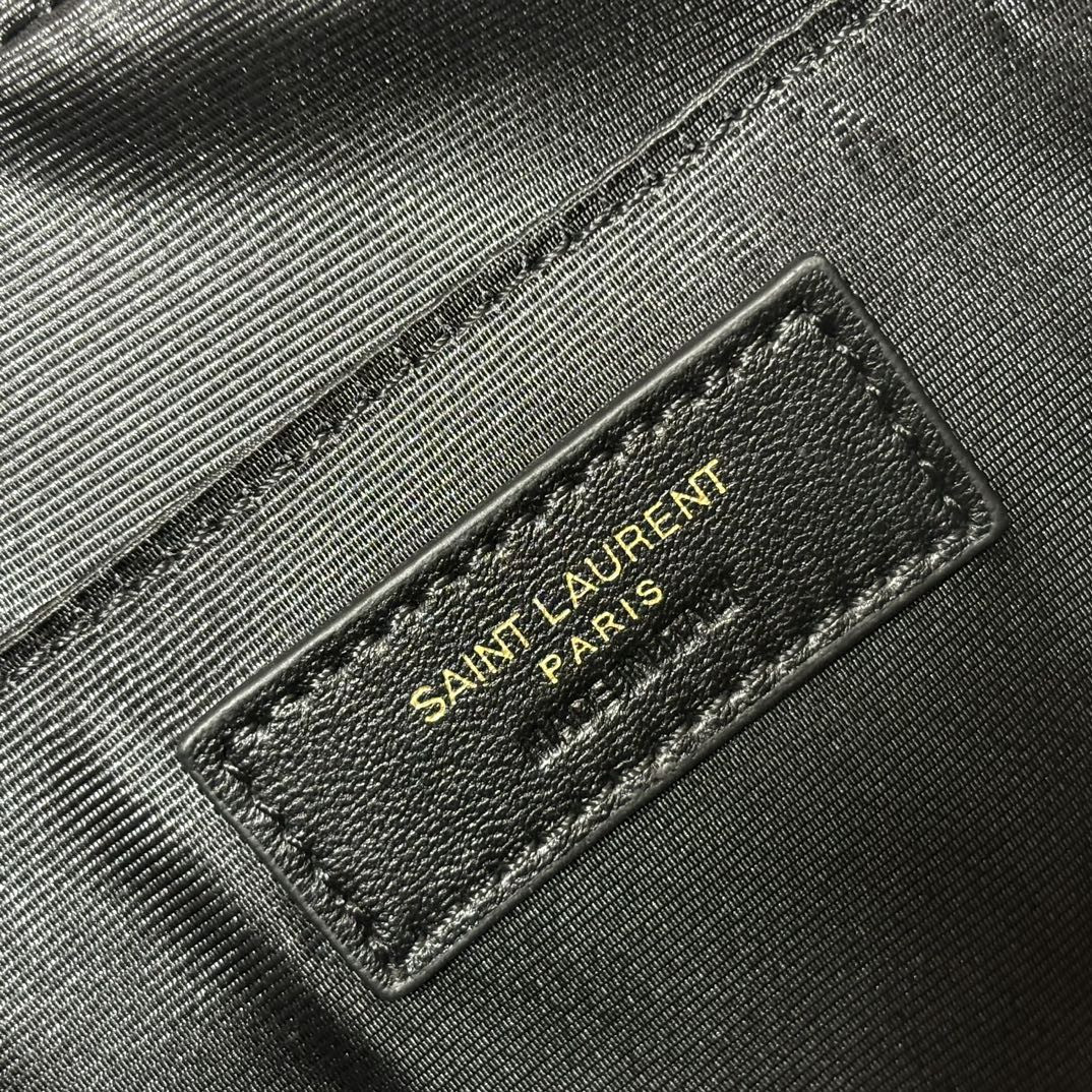 YSL LOU camera bag in quilted leather 23x16x6cm