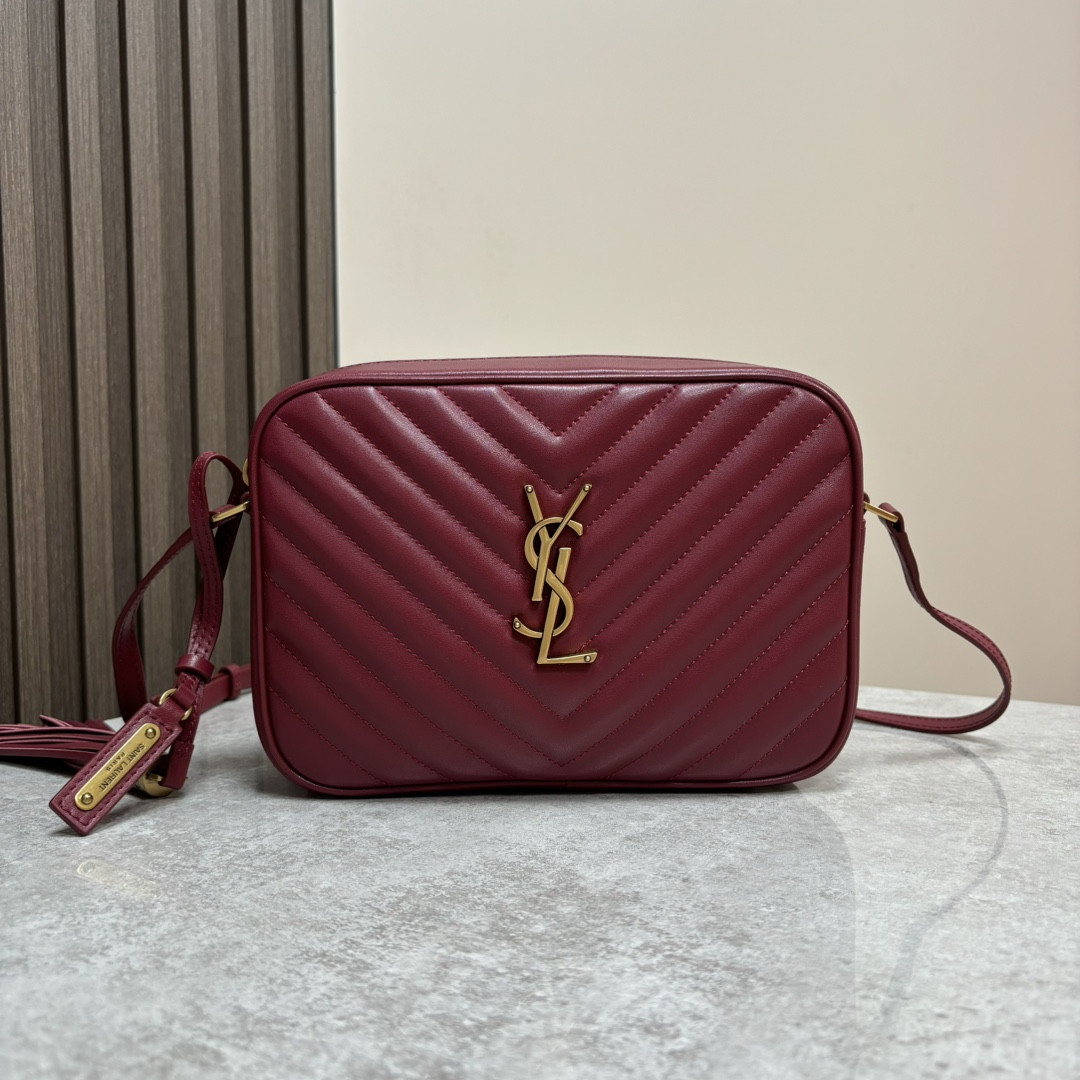 YSL LOU camera bag in quilted leather 23x16x6cm