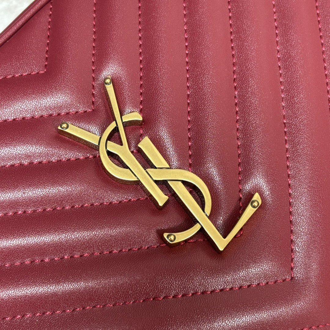 YSL LOU camera bag in quilted leather 23x16x6cm