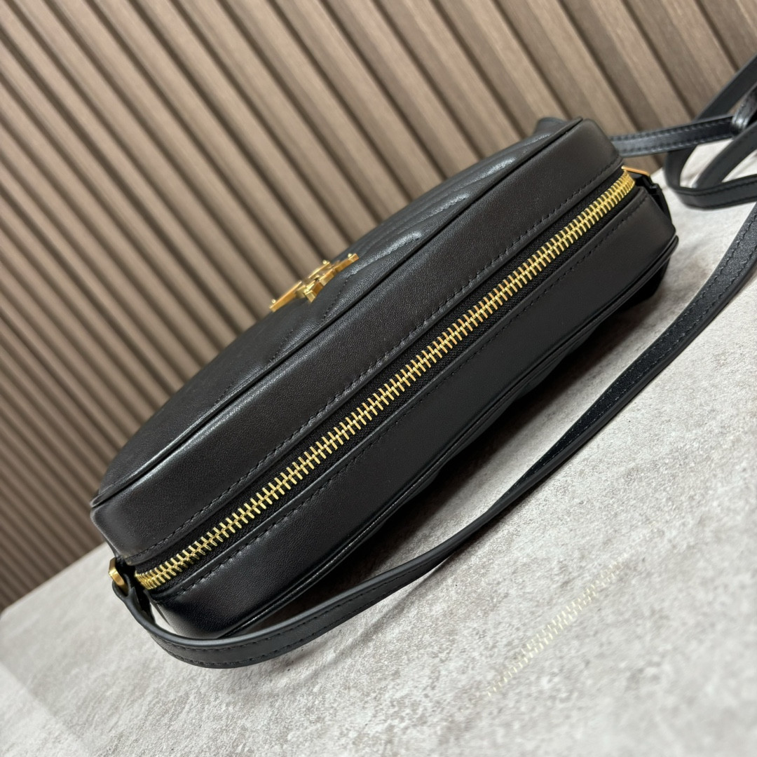 YSL LOU camera bag in quilted leather 23x16x6cm