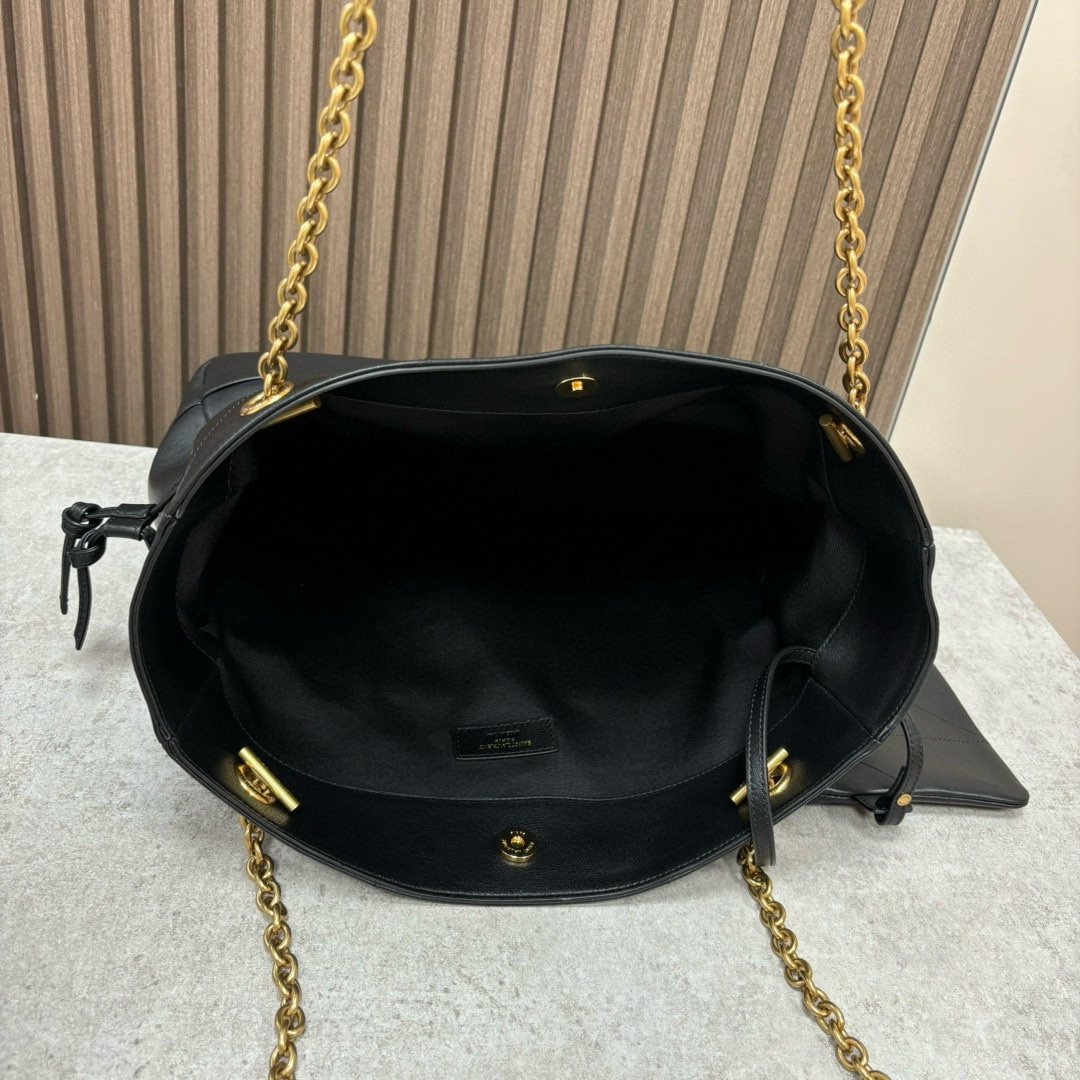 YSL JAMIE 4.3 LARGE POCHON in lambskin 27x34x3cm